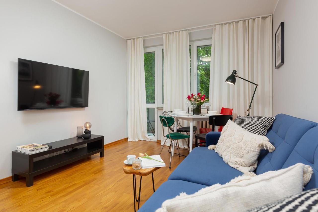 Central Apartment Solec Wilanowska By Noclegi Renters Warsawa Bagian luar foto
